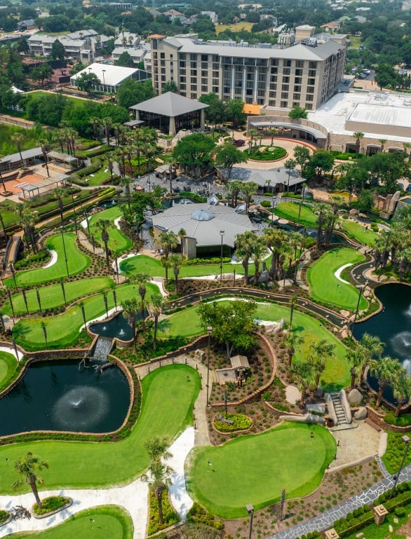 WhiteWater putting course from a aerial view