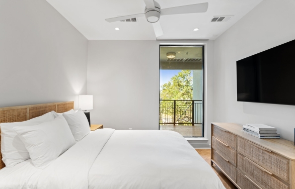 Cobalt Condo bedroom at Horseshoe Bay Resort