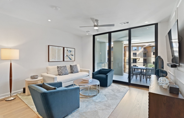 Indigo Condo Living Room at Horseshoe Bay Resort