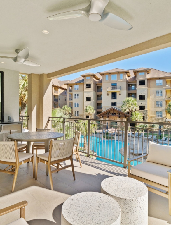 Navy Patio at Horseshoe Bay Resort