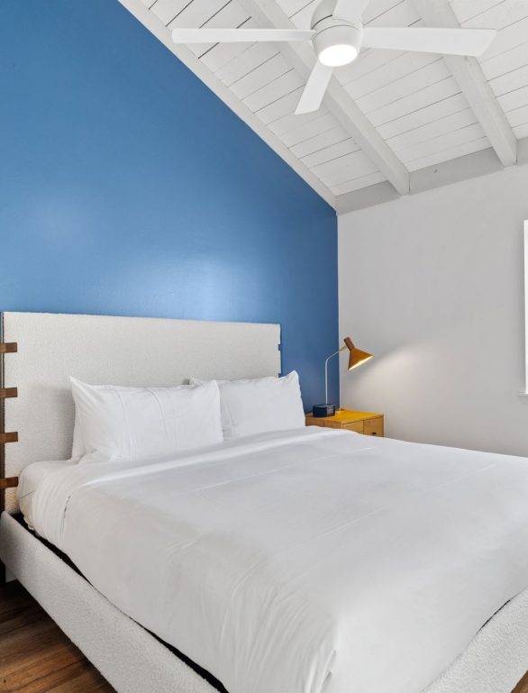 bedroom at horseshoe bay resort